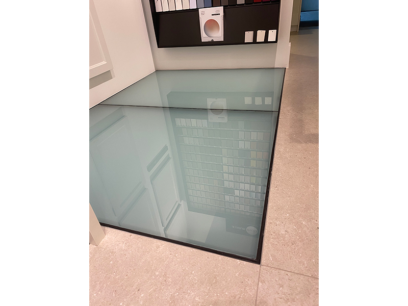 Beloopbaar glas