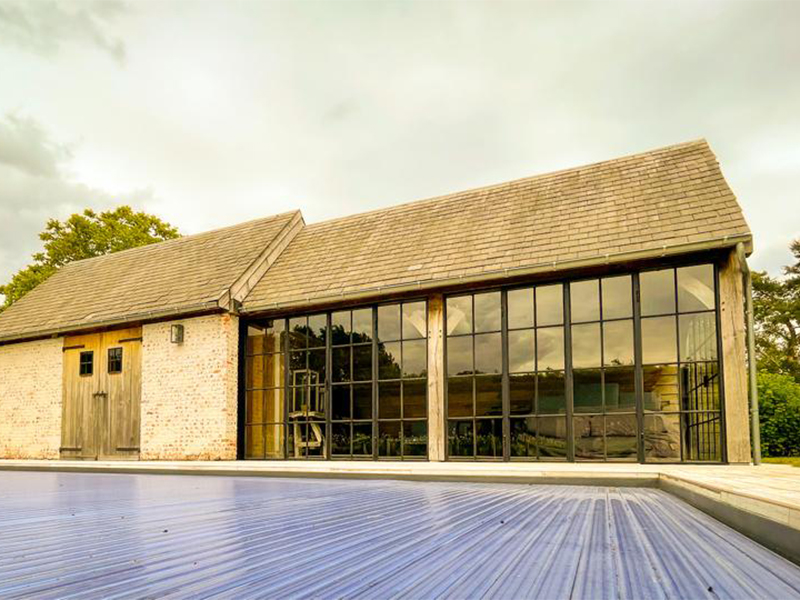 Poolhouses